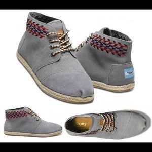 TOMS Desert Botas Grey Alarco Size 5.5/6